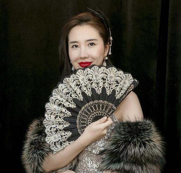天猫总裁妻子(天价总裁)