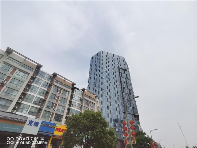 麒麟820手机，麒麟820手机有哪些（SE评测：优等生变身全能选手）