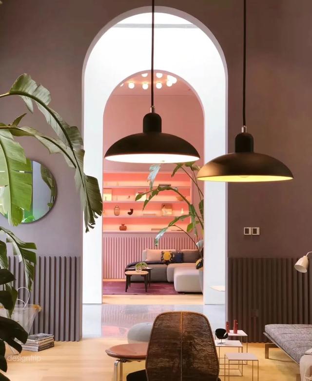 什么门才算拱形门，拱形门头效果图（设计界的“网红”：拱形门）