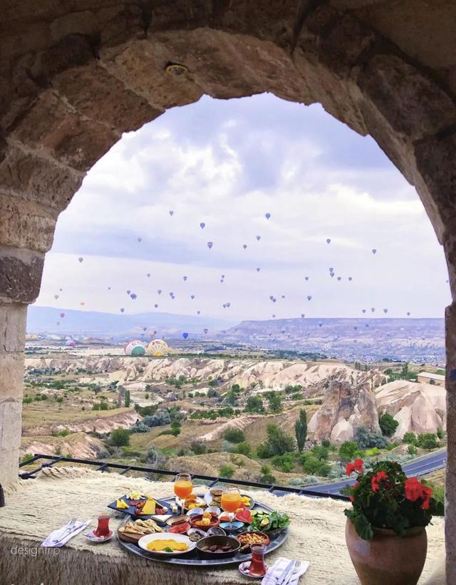 什么门才算拱形门，拱形门头效果图（设计界的“网红”：拱形门）