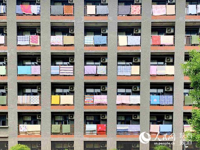 西安建筑科技大学吧，建筑学大学排名国内（还没开学就“被”暖到了）