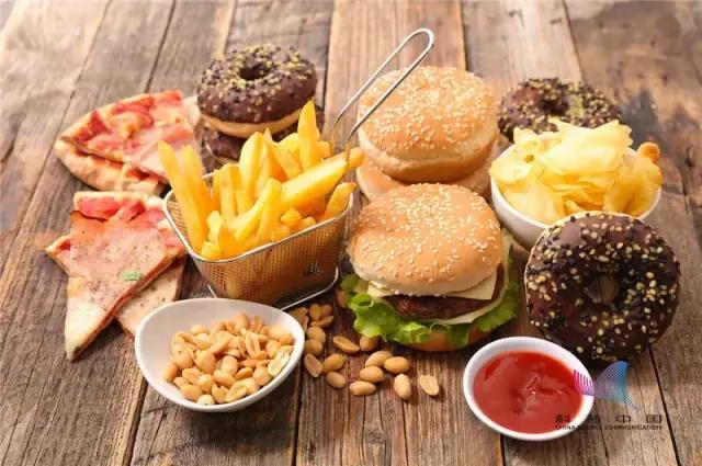 减肥期间可以吃多少g鸡爪，这些食物堪称\