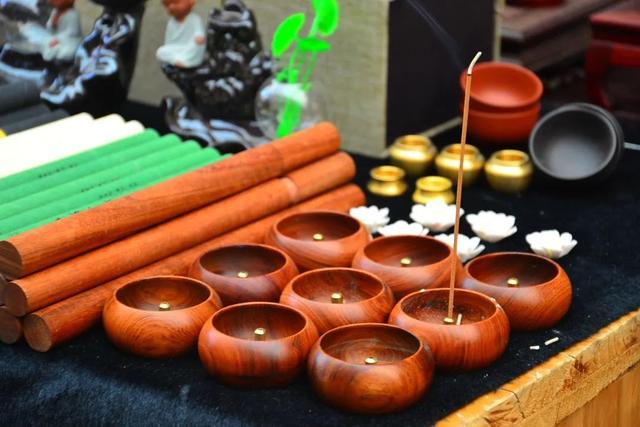 哪里的观赏鱼最便宜，多肉10元7盆、观赏鱼低至5角……普陀人最爱的“宝藏”市场“五一”等你来逛→
