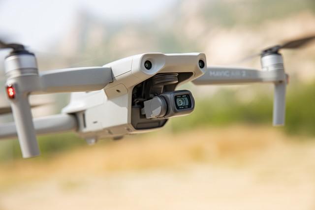 大疆无人机能飞多高（2无人机评测：4999元真值）