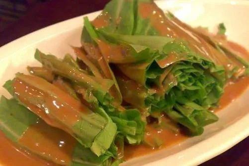 糖拌西红柿又叫什么，白糖西红柿别名（北京人离不开这42盘凉菜）