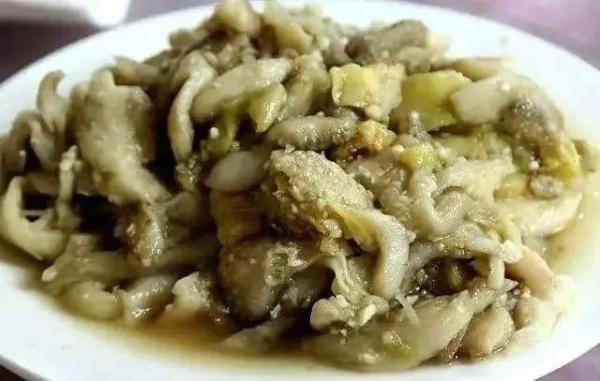 糖拌西红柿又叫什么，白糖西红柿别名（北京人离不开这42盘凉菜）