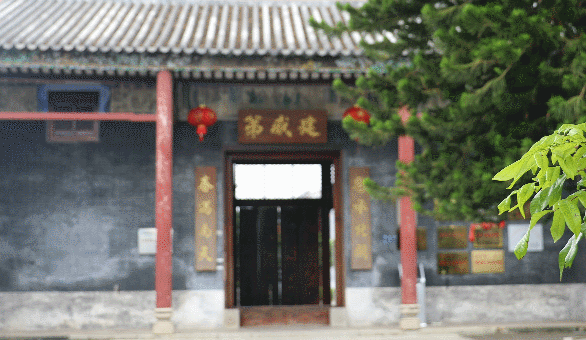 逛老街感受历史的人文气息，钦州老街一日游—到老街去