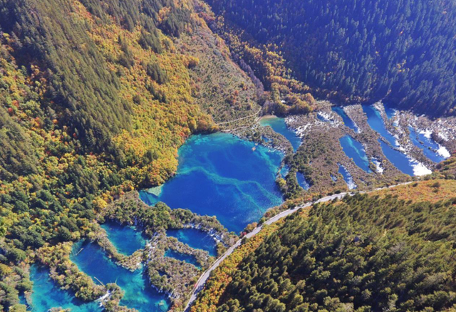 九寨沟在哪，九寨沟在哪里属于哪个省（图说地球，，九寨沟）