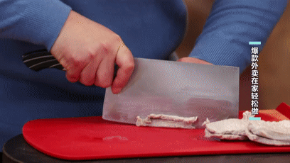 白煮鸡的做法，白煮鸡的做法大全家常窍门（连吃3碗都不嫌多）