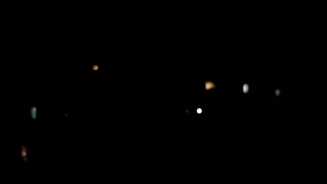 啾啾啾是什么鸟的叫声，啾啾啾是什么鸟的叫声晚上（自贡一小区里就会响起这“魔性”的声音）