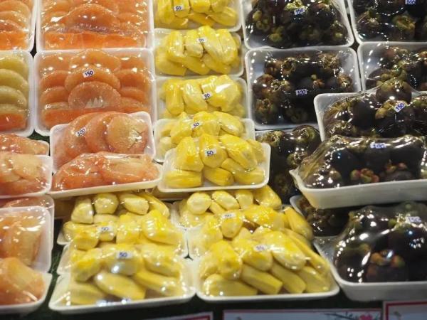 pvc保鲜膜，pvc保鲜膜可以接触食品吗（厨房里的这个用错了）