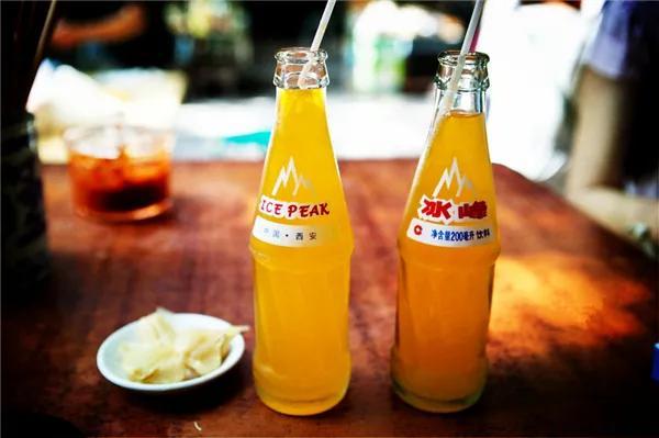 汤力水和苏打水的区别，屈臣氏汤力水和苏打水的区别（藏在二氧化碳中的科学史）