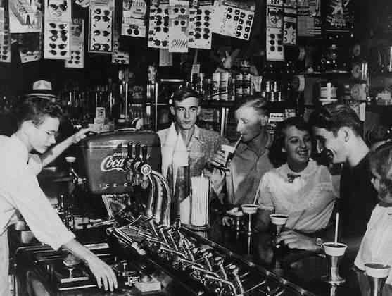 汤力水和苏打水的区别，屈臣氏汤力水和苏打水的区别（藏在二氧化碳中的科学史）