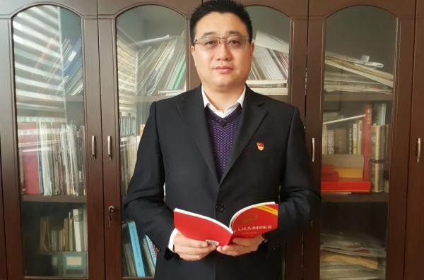 疫情后终于开学的心情句子，疫情第一天开学的心情说说（纸短情长！寄语潍坊学子……）