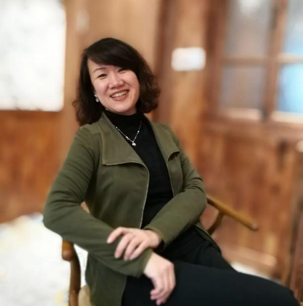 疫情后终于开学的心情句子，疫情第一天开学的心情说说（纸短情长！寄语潍坊学子……）