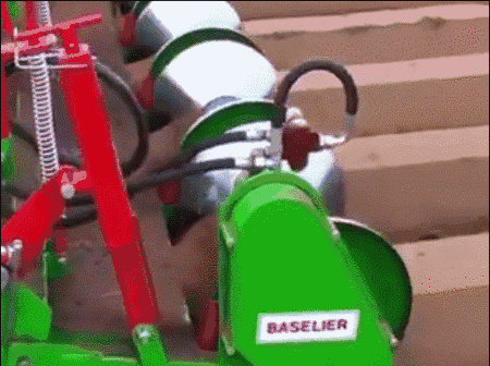 德国面积相当于中国哪个省，德国领土面积相当于中国的那个省（没有德国农业机械做不了的么）