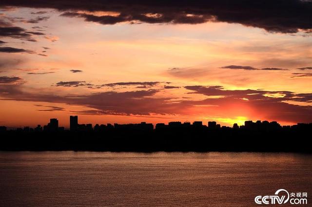 太阳岛在哪里，洛阳市宜阳县太阳岛在哪里（太阳岛诗意落日美如绝句）