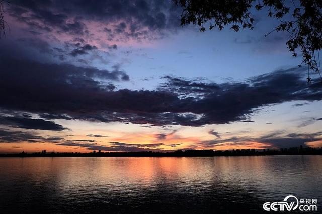 太阳岛在哪里，洛阳市宜阳县太阳岛在哪里（太阳岛诗意落日美如绝句）