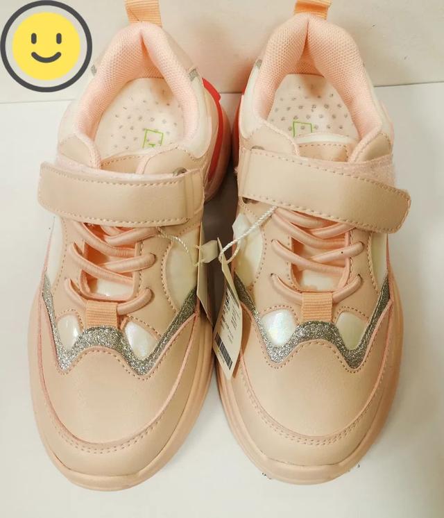 泰兰尼斯童鞋属于什么档次的，泰兰尼斯什么档次（一双30元到1000多元）