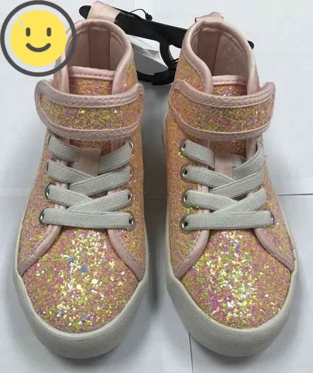 泰兰尼斯童鞋属于什么档次的，泰兰尼斯什么档次（一双30元到1000多元）