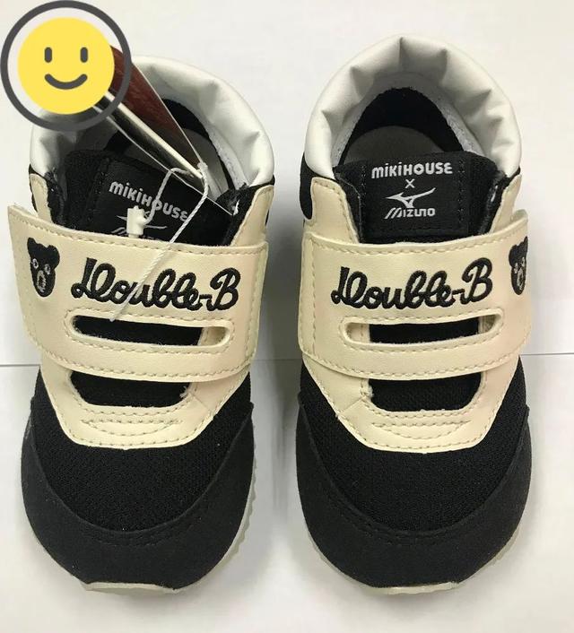 泰兰尼斯童鞋属于什么档次的，泰兰尼斯什么档次（一双30元到1000多元）