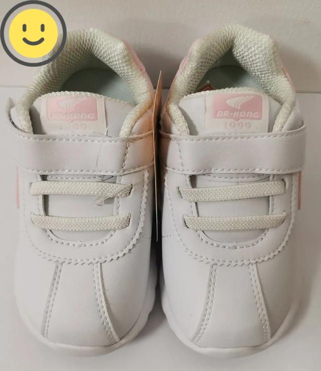 泰兰尼斯童鞋属于什么档次的，泰兰尼斯什么档次（一双30元到1000多元）