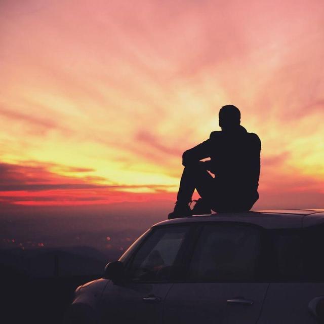 淡紫色的黄昏时刻，淡淡的紫色天津话