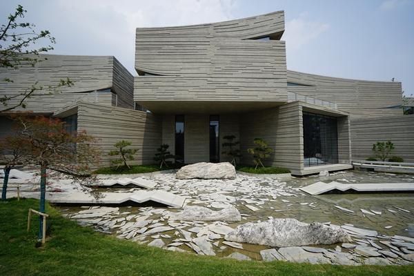 咸蛋女孩/女头，微信头像，咸蛋女孩/女头（汪曾祺纪念馆是片文化街区）