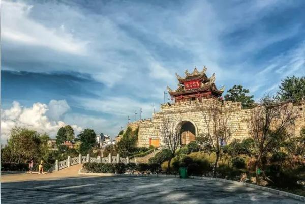 贵阳到大理(贵阳到北京机票)