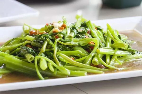 8种隔夜菜万万吃不得，这8种隔夜菜超危险