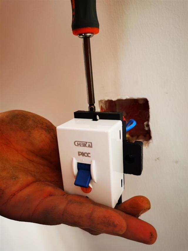 立式空调有外机吗，屋内立式空调有外机吗（小米立式柔风空调评测）