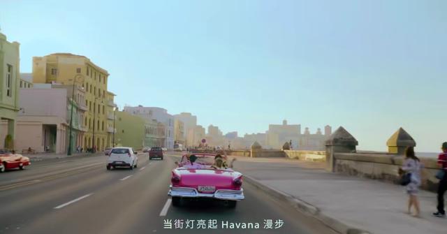 周杰伦歌词中的情话，周杰伦歌词中的情话串烧（周杰伦新歌听起来为什么如此耳熟）