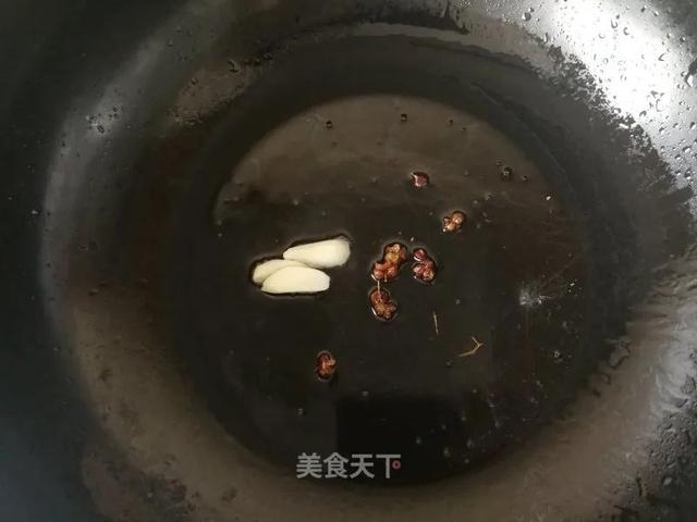 虾仁炒韭菜的做法，干虾仁炒韭菜的做法（韭菜炒虾仁：家常快手菜）