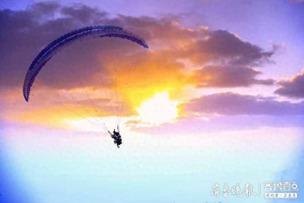 翱翔在蓝天之上，探营济南滑翔伞基地