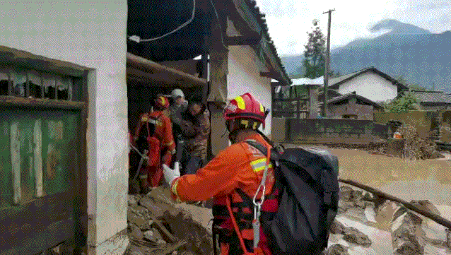 南方地区多省份遭遇洪涝灾害，我国多地遭遇大暴雨袭击……