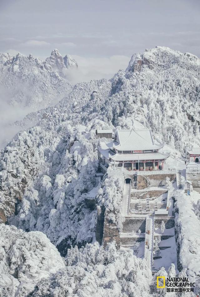 九华山在哪里,九华山,非爬不可(九华山在哪里个省哪个县)
