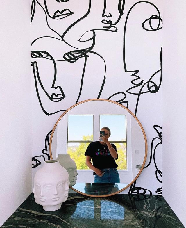 蒂芙尼壁纸温柔时尚，蒂芙尼高清壁纸（CHANEL早秋包袋匠气流光溢彩）