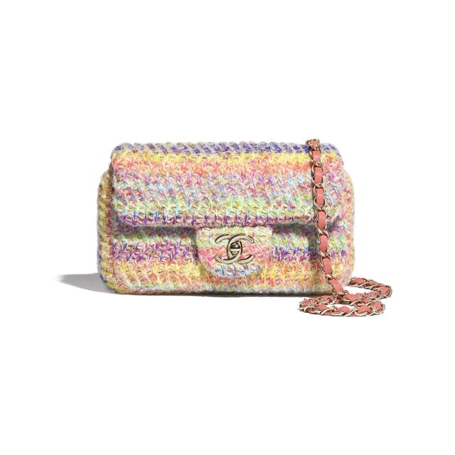 蒂芙尼壁纸温柔时尚，蒂芙尼高清壁纸（CHANEL早秋包袋匠气流光溢彩）