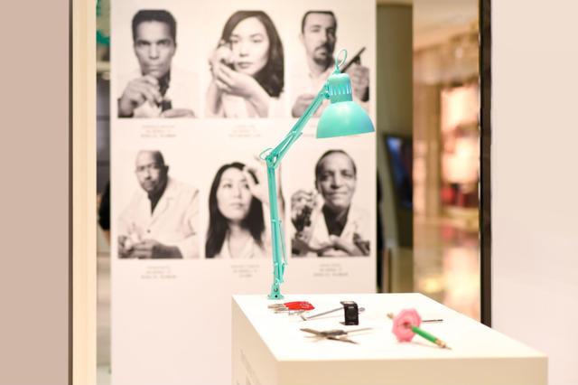 蒂芙尼壁纸温柔时尚，蒂芙尼高清壁纸（CHANEL早秋包袋匠气流光溢彩）