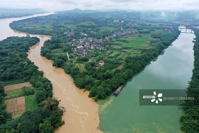 泾渭分明发生在哪里，泾渭分明发生在哪里的现象（暴雨致全国多条河流现“泾渭分明”景观）
