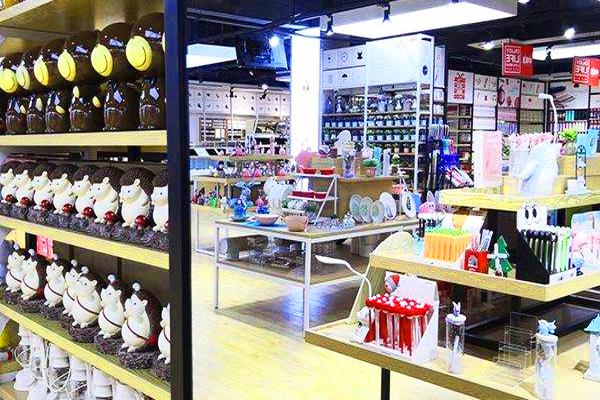 精品店卖什么(精品店都卖什么)