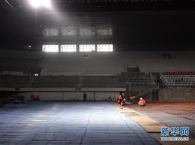 滑冰比赛场地是冰吗，滑冰场的冰是什么冰（易转换、够低碳、可持续——解密北京冬奥场馆冰面建设亮点）