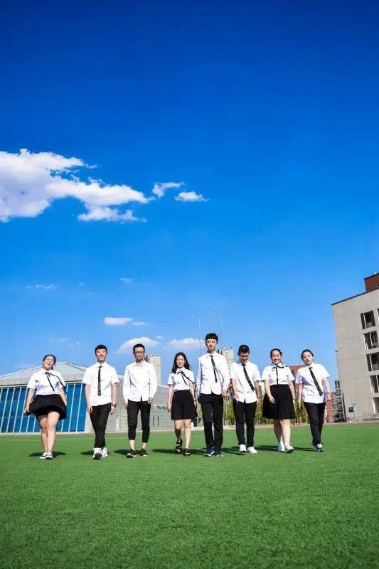 包头高新二中2019高考喜报成绩、本科一本上线人数情况，包头市高考喜报（高新二中高考成绩创新高）