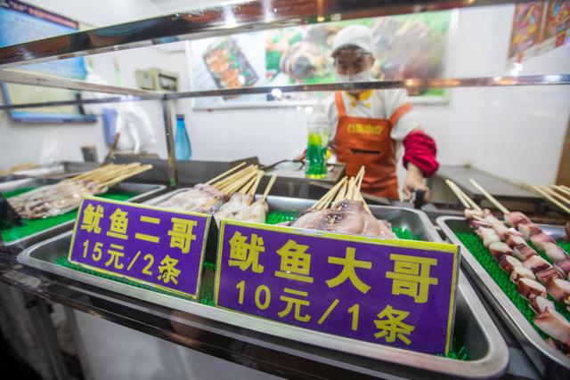 青岛有名的商业街在哪里，青岛商业步行街在哪（青岛市北区台东步行街）