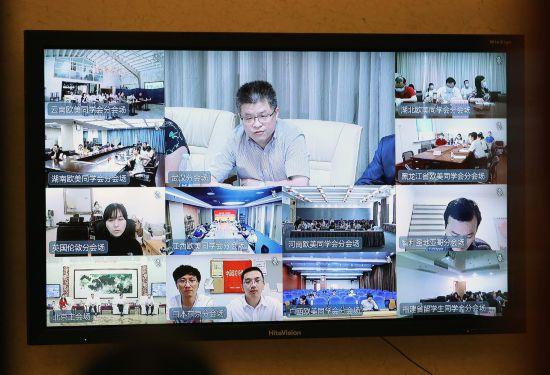 与子同袍什么意思，岂日五衣与子同袍什么意思（岂曰无衣，与子同袍）