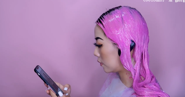 可以当染色剂的水果蔬菜，什么蔬菜或者水果可以染色（这年头火龙果、菠菜还能染发）