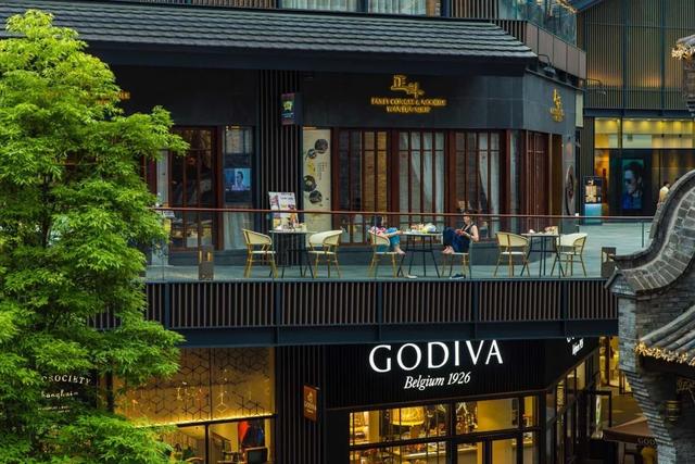 北京太古里和成都太古里关系，成都太古里和北京太古里区别（从北京到成都：太古里的双城记）