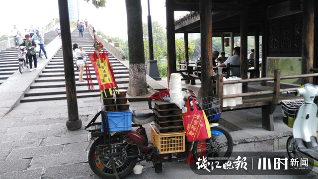 酒酿怎么判断坏了，酒酿什么样是坏了（杭州很有名的“小钵头”酒酿明年可能就吃不到了）