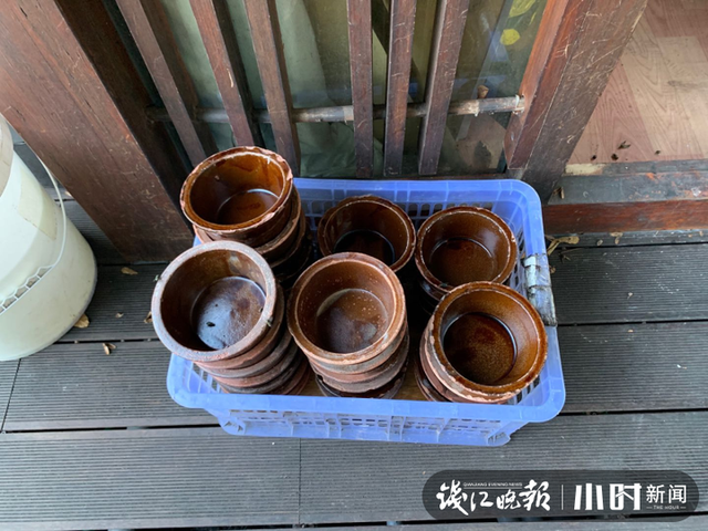 酒酿怎么判断坏了，酒酿什么样是坏了（杭州很有名的“小钵头”酒酿明年可能就吃不到了）