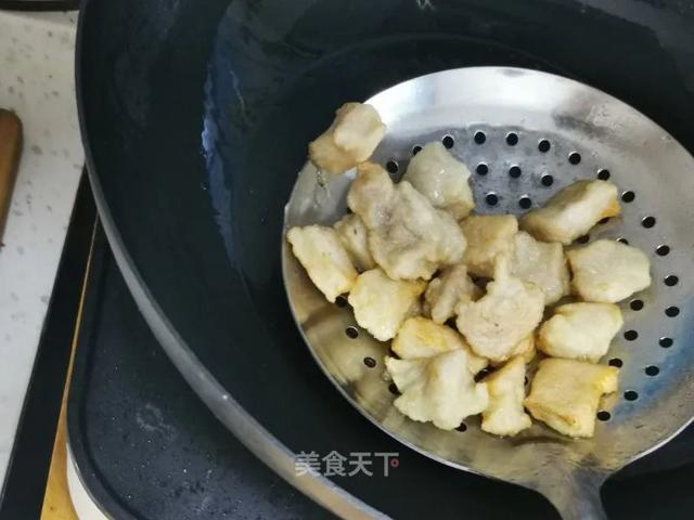 东北溜肉段的做法，东北溜肉段最正宗的做法（东北溜肉段：焦脆鲜香）
